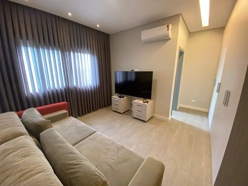 Foto 9 de Casa à venda, 700m2 em Sao Jose Dos Campos - SP