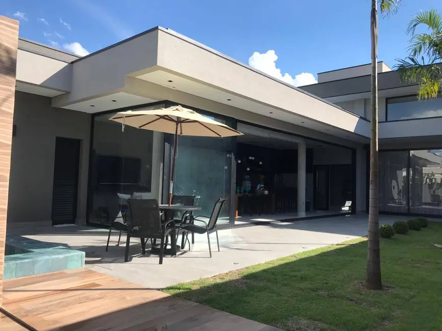 Foto 6 de Casa à venda, 1200m2 em Sao Jose Dos Campos - SP