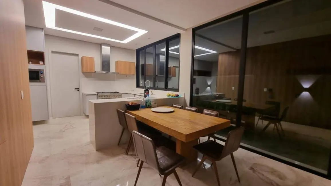 Foto 9 de Casa à venda, 1200m2 em Sao Jose Dos Campos - SP