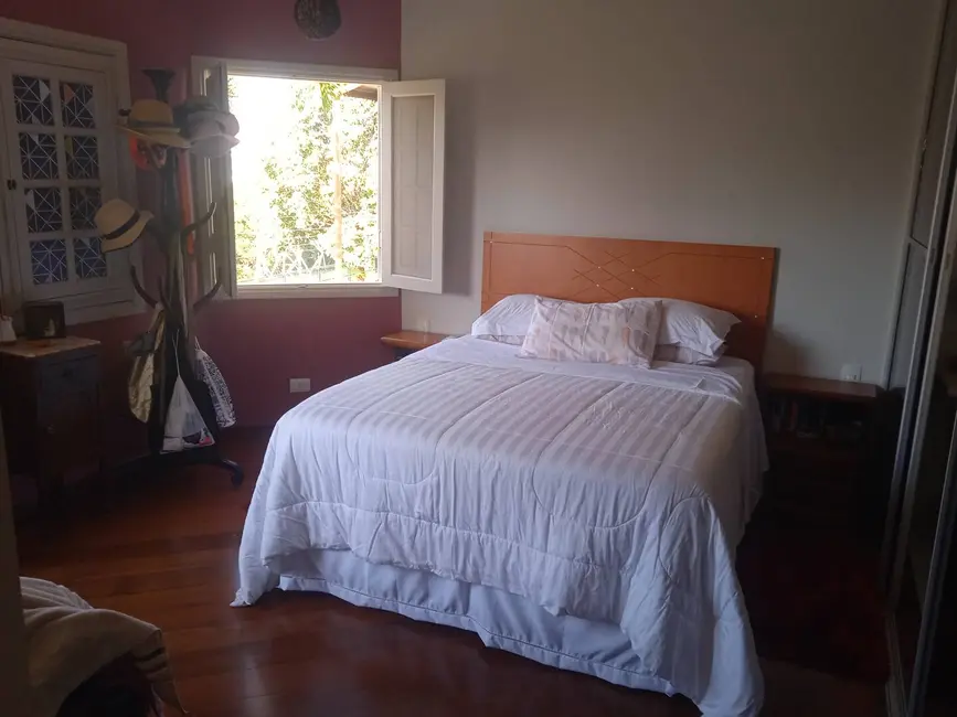 Foto 1 de Casa com 5 quartos à venda, 410m2 em Sao Jose Dos Campos - SP