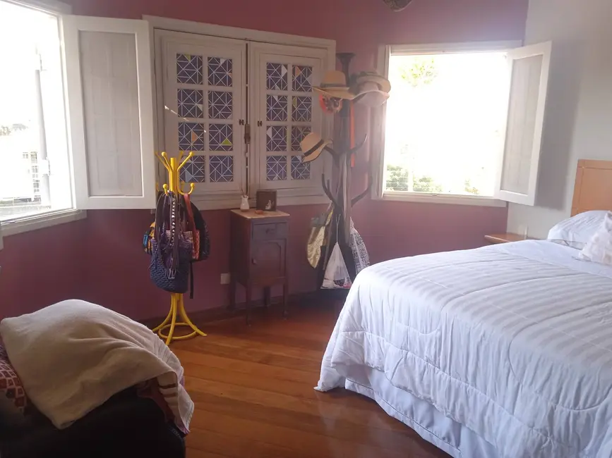 Foto 2 de Casa com 5 quartos à venda, 410m2 em Sao Jose Dos Campos - SP