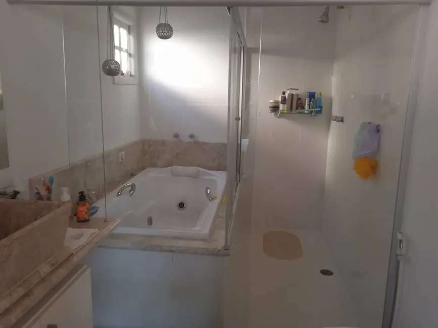 Foto 7 de Casa com 5 quartos à venda, 410m2 em Sao Jose Dos Campos - SP