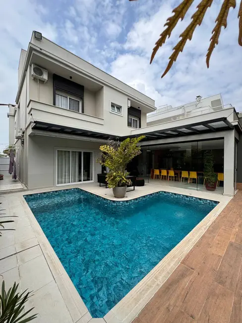 Foto 1 de Casa com 4 quartos à venda, 343m2 em Sao Jose Dos Campos - SP