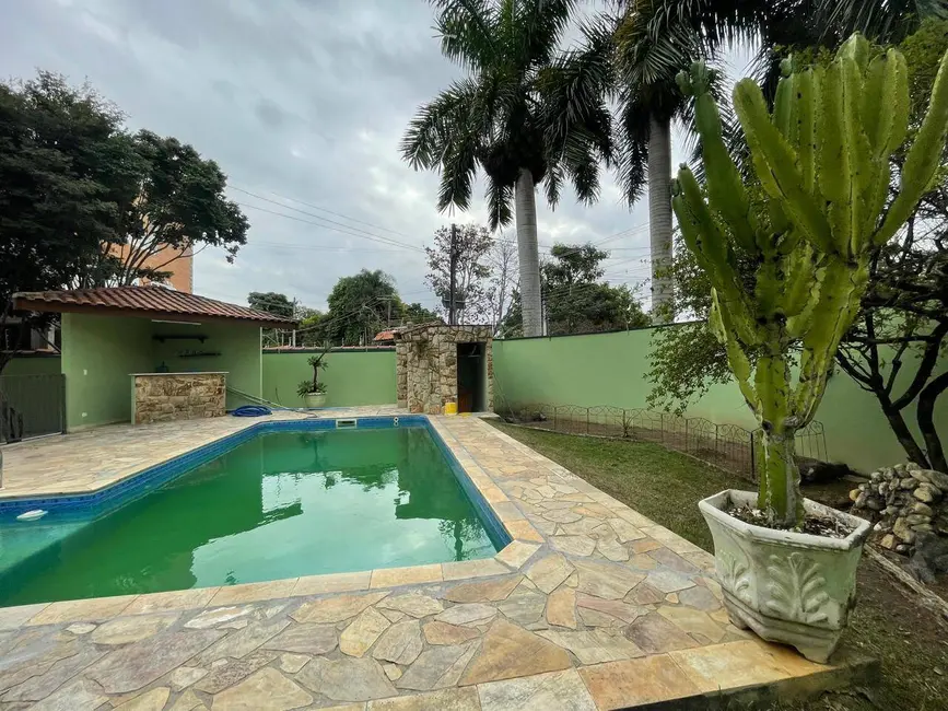 Foto 3 de Casa com 3 quartos à venda, 300m2 em Sao Jose Dos Campos - SP