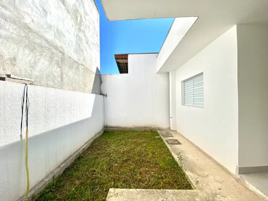 Foto 5 de Casa com 2 quartos à venda, 100m2 em Sao Jose Dos Campos - SP