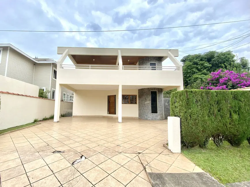 Casa à venda, 360m2 em Sao Jose Dos Campos - SP - imagem 3 Foto 3 de Casa à venda, 360m2 em Sao Jose Dos Campos - SP