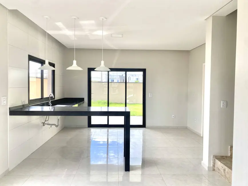 Foto 7 de Casa com 3 quartos à venda, 250m2 em Cacapava - SP