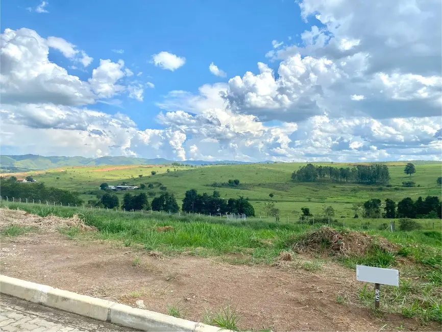 Foto 3 de Terreno / Lote à venda, 1108m2 em Cacapava - SP