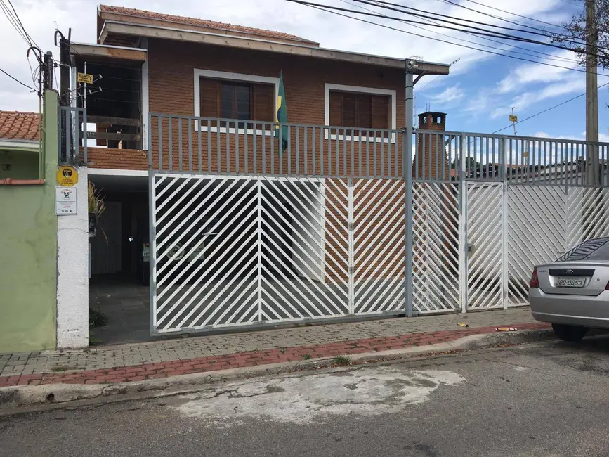 Foto 1 de Casa com 4 quartos à venda, 220m2 em Sao Jose Dos Campos - SP
