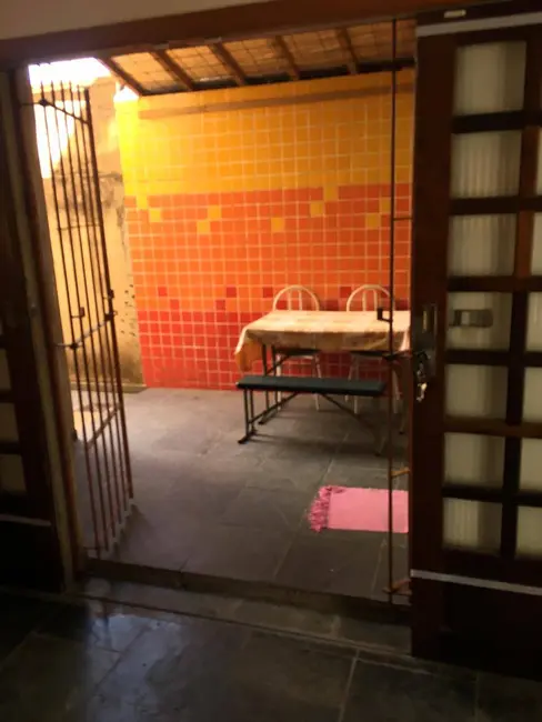 Foto 5 de Casa com 4 quartos à venda, 220m2 em Sao Jose Dos Campos - SP