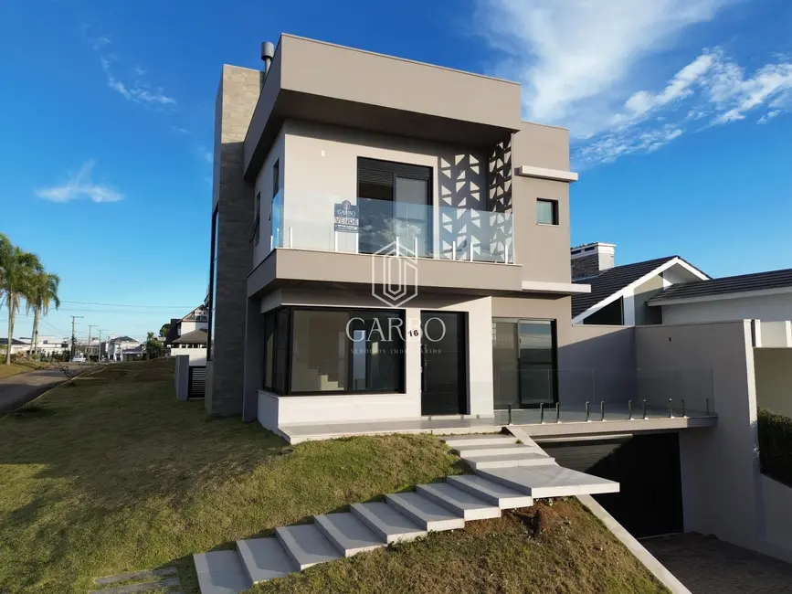 Foto 1 de Casa com 3 quartos à venda, 208m2 em Country, Santa Cruz Do Sul - RS