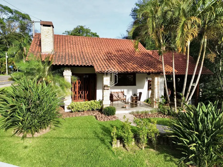 Foto 2 de Casa com 3 quartos à venda, 192m2 em Centro, Santa Cruz Do Sul - RS