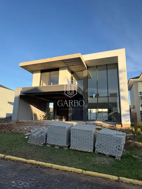 Casa com 3 quartos à venda, 243m2 em Country, Santa Cruz Do Sul - RS - imagem 3 Foto 3 de Casa com 3 quartos à venda, 243m2 em Country, Santa Cruz Do Sul - RS