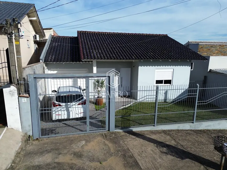 Foto 1 de Casa com 2 quartos à venda, 145m2 em Santo Antônio, Santa Cruz Do Sul - RS