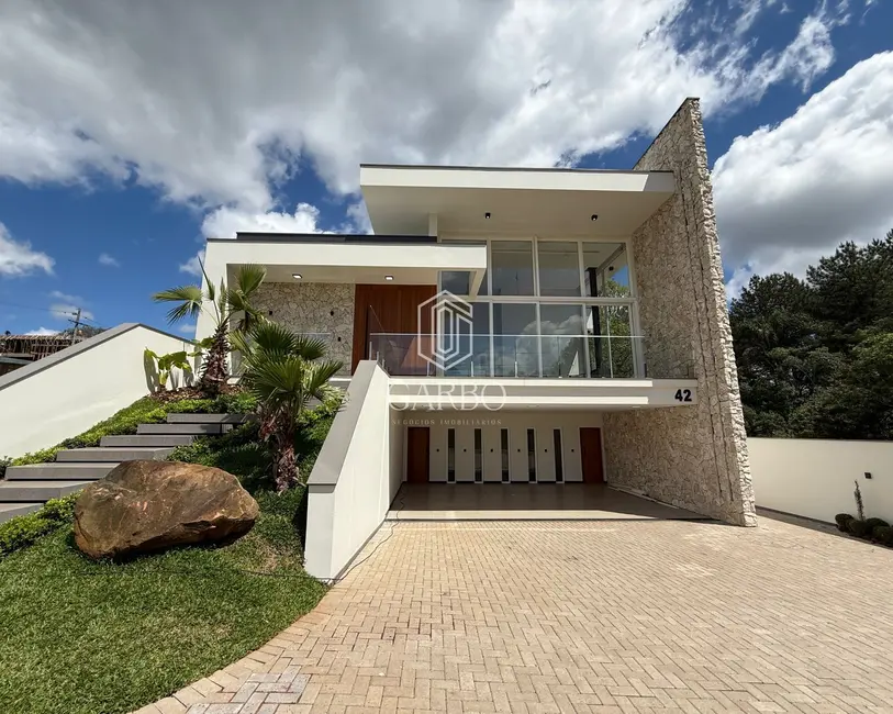 Foto 1 de Casa com 3 quartos à venda, 272m2 em Country, Santa Cruz Do Sul - RS