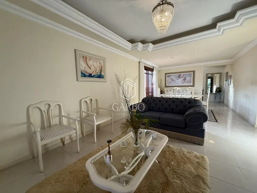 Casa com 5 quartos à venda, 326m2 em Ana Nery, Santa Cruz Do Sul - RS - imagem 6 Foto 6 de Casa com 5 quartos à venda, 326m2 em Ana Nery, Santa Cruz Do Sul - RS