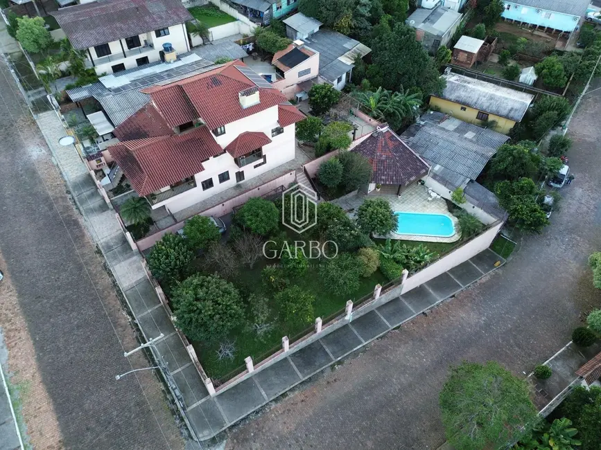 Casa com 5 quartos à venda, 326m2 em Ana Nery, Santa Cruz Do Sul - RS - imagem 4 Foto 4 de Casa com 5 quartos à venda, 326m2 em Ana Nery, Santa Cruz Do Sul - RS