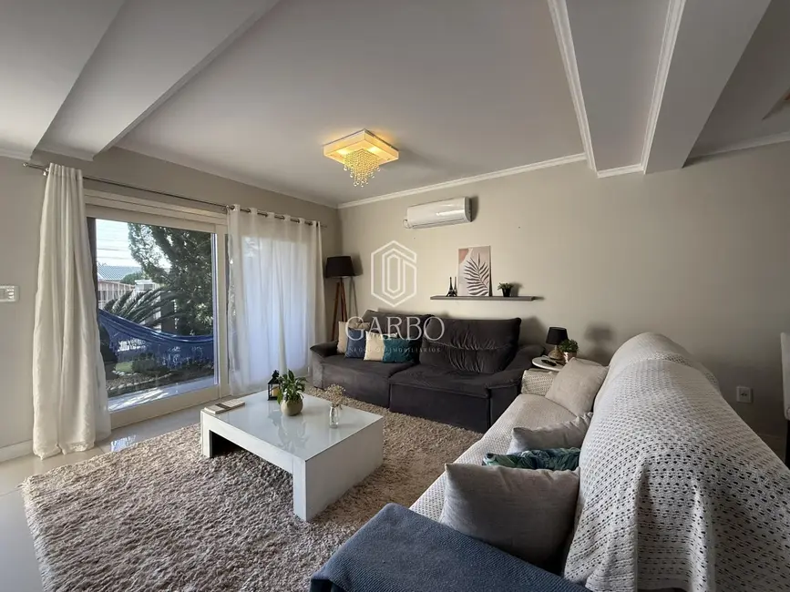 Casa com 4 quartos à venda, 224m2 em São João, Santa Cruz Do Sul - RS - imagem 3 Foto 3 de Casa com 4 quartos à venda, 224m2 em São João, Santa Cruz Do Sul - RS