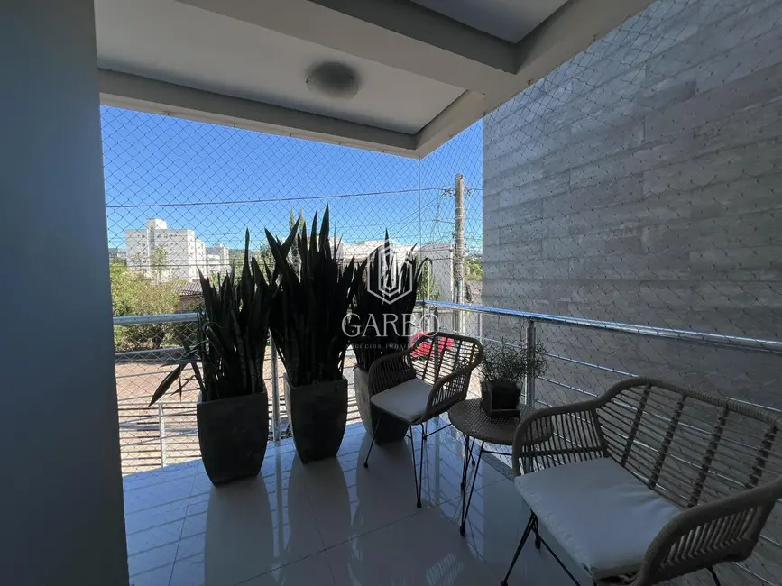 Apartamento com 3 quartos à venda, 136m2 em Santo Inácio, Santa Cruz Do Sul - RS - imagem 6 Foto 6 de Apartamento com 3 quartos à venda, 136m2 em Santo Inácio, Santa Cruz Do Sul - RS