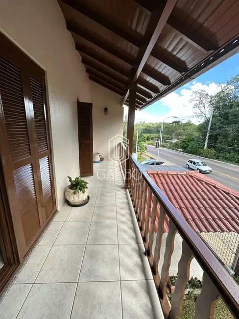 Foto 4 de Sala Comercial com 3 quartos à venda, 256m2 em Santo Inácio, Santa Cruz Do Sul - RS