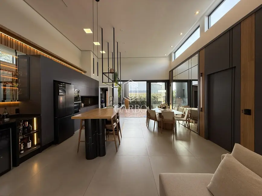 Foto 2 de Casa com 3 quartos à venda, 194m2 em Country, Santa Cruz Do Sul - RS