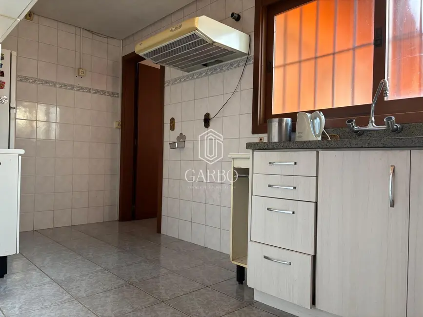 Foto 8 de Apartamento com 3 quartos à venda, 160m2 em Santo Inácio, Santa Cruz Do Sul - RS