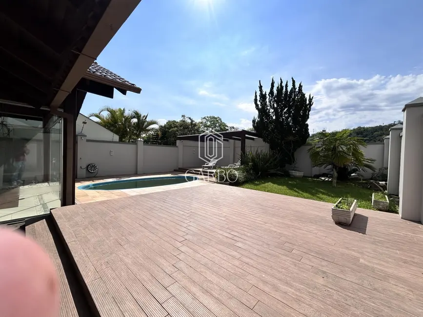 Foto 9 de Casa com 3 quartos à venda, 260m2 em Santo Inácio, Santa Cruz Do Sul - RS