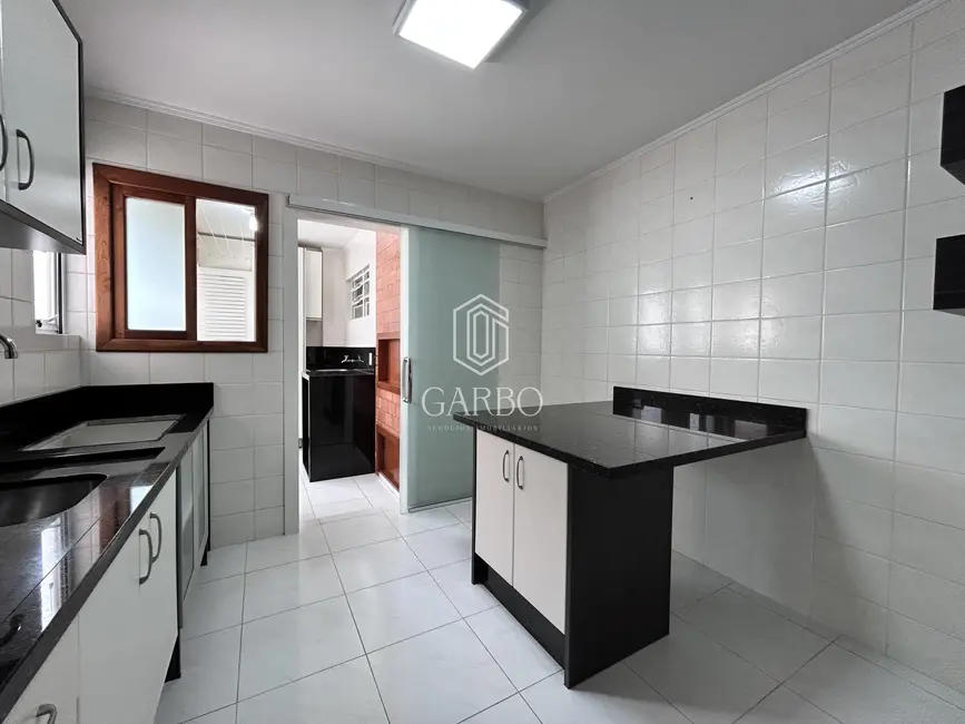 Apartamento com 3 quartos à venda, 143m2 em Centro, Santa Cruz Do Sul - RS - imagem 5 Foto 5 de Apartamento com 3 quartos à venda, 143m2 em Centro, Santa Cruz Do Sul - RS