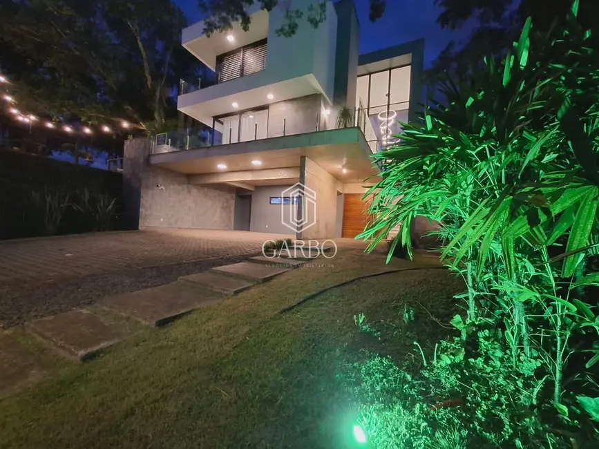 Casa com 3 quartos à venda, 354m2 em Jardim Europa, Santa Cruz Do Sul - RS - imagem 4 Foto 4 de Casa com 3 quartos à venda, 354m2 em Jardim Europa, Santa Cruz Do Sul - RS