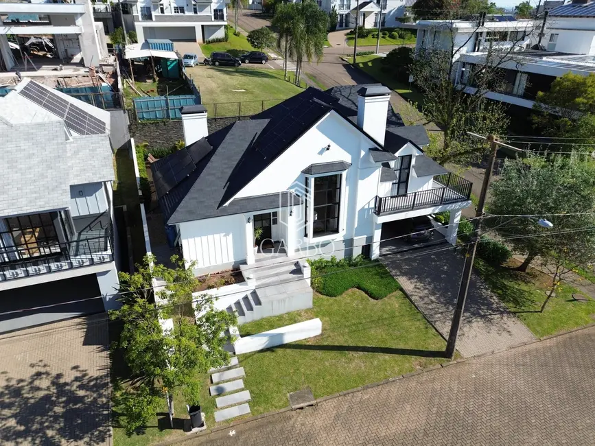 Casa com 3 quartos à venda, 237m2 em Country, Santa Cruz Do Sul - RS - imagem 2 Foto 2 de Casa com 3 quartos à venda, 237m2 em Country, Santa Cruz Do Sul - RS