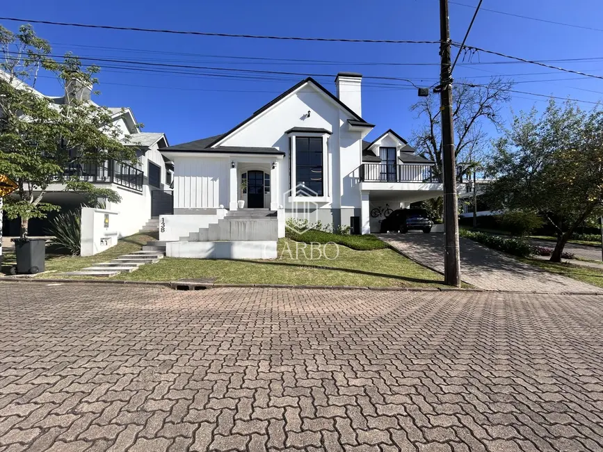 Casa com 3 quartos à venda, 237m2 em Country, Santa Cruz Do Sul - RS - imagem 1 Foto 1 de Casa com 3 quartos à venda, 237m2 em Country, Santa Cruz Do Sul - RS