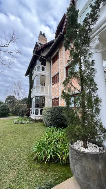 Apartamento com 3 quartos à venda, 134m2 em Gramado - RS - imagem 3 Foto 3 de Apartamento com 3 quartos à venda, 134m2 em Gramado - RS