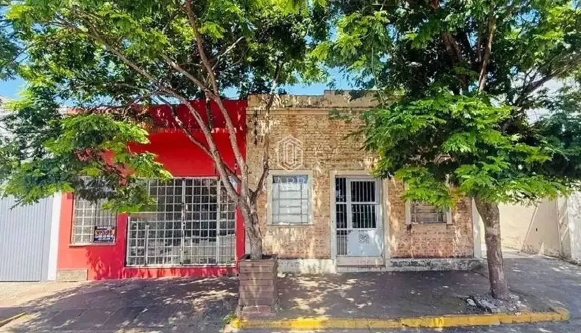 Foto 1 de Fazenda / Haras à venda, 916m2 em Centro, Santa Cruz Do Sul - RS