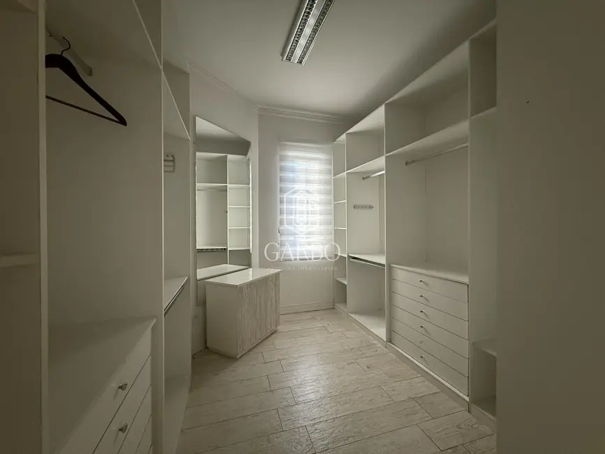 Foto 9 de Casa com 3 quartos à venda, 531m2 em Country, Santa Cruz Do Sul - RS