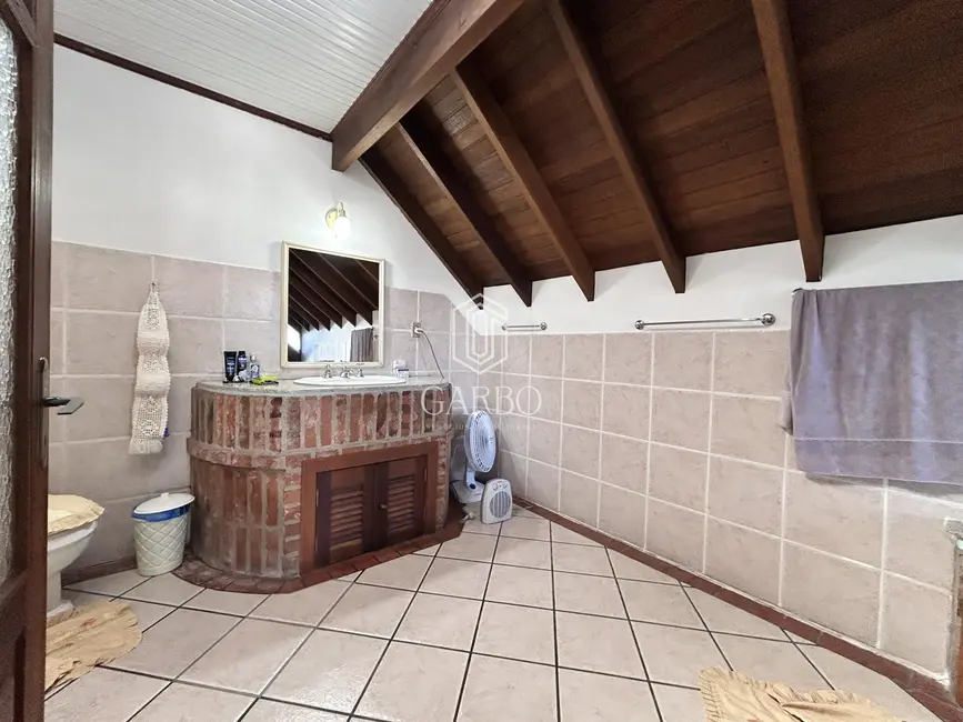 Foto 8 de Casa com 3 quartos à venda, 247m2 em Santo Inácio, Santa Cruz Do Sul - RS