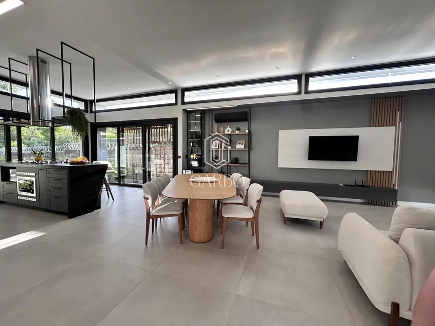 Foto 4 de Casa com 3 quartos à venda, 212m2 em Country, Santa Cruz Do Sul - RS