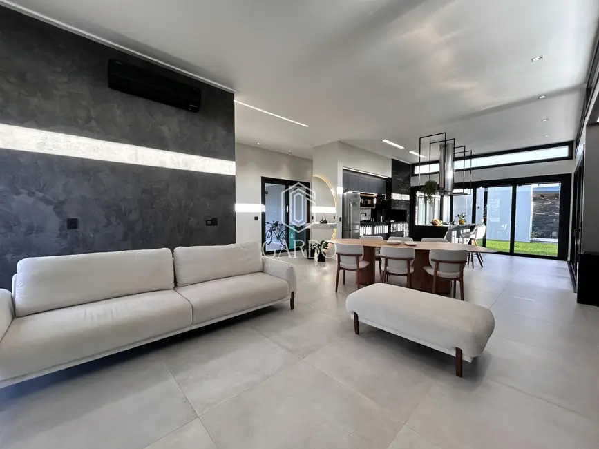 Foto 3 de Casa com 3 quartos à venda, 212m2 em Country, Santa Cruz Do Sul - RS