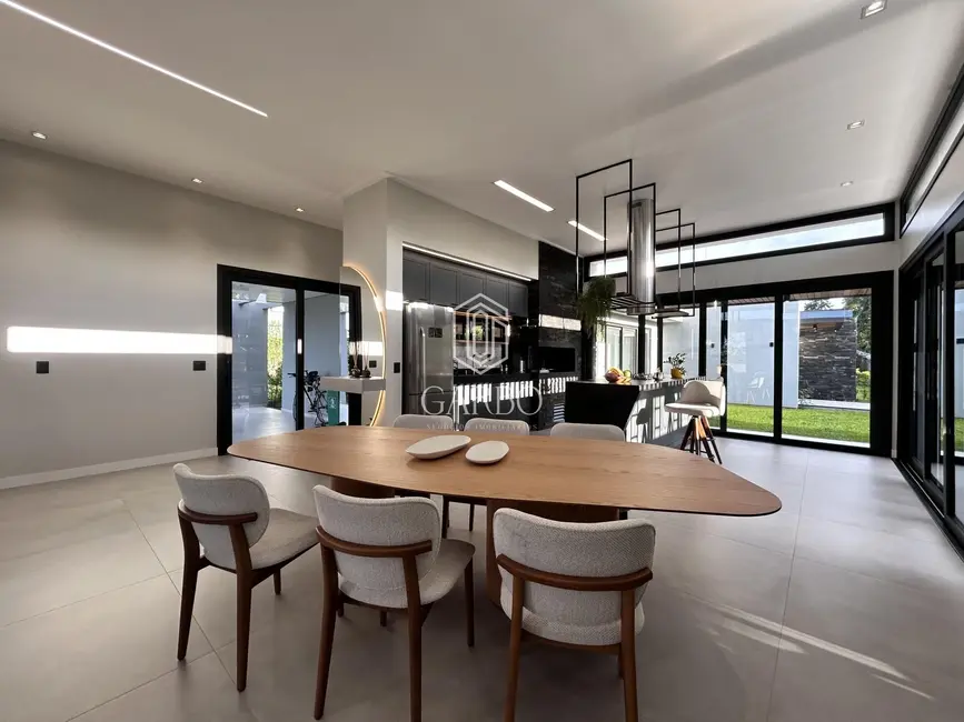 Foto 5 de Casa com 3 quartos à venda, 212m2 em Country, Santa Cruz Do Sul - RS