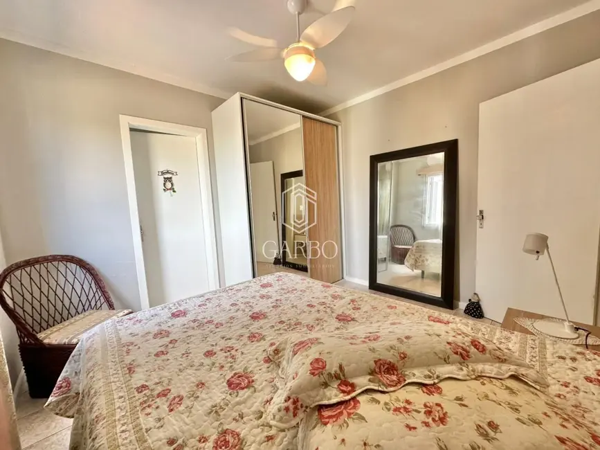 Foto 9 de Apartamento com 2 quartos à venda, 82m2 em Capao Da Canoa - RS