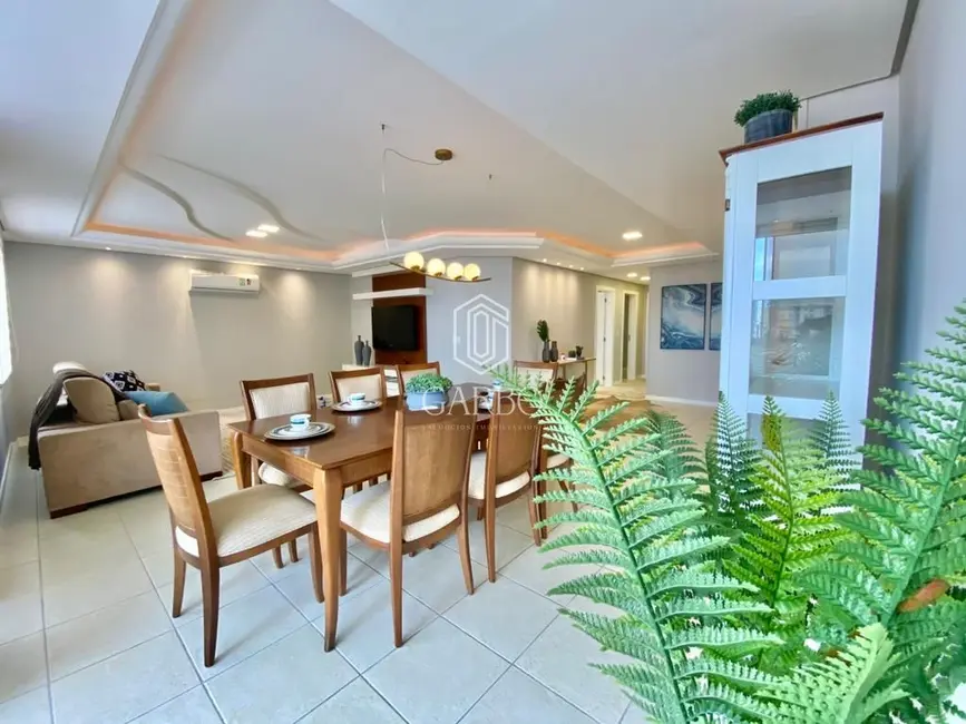 Foto 6 de Apartamento com 3 quartos à venda, 142m2 em Centro, Capao Da Canoa - RS