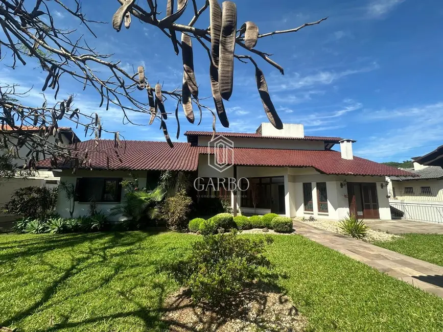 Foto 1 de Casa com 4 quartos à venda, 500m2 em Higienópolis, Santa Cruz Do Sul - RS