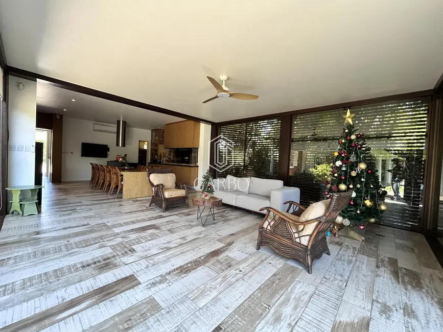 Foto 5 de Casa com 4 quartos à venda, 546m2 em Country, Santa Cruz Do Sul - RS