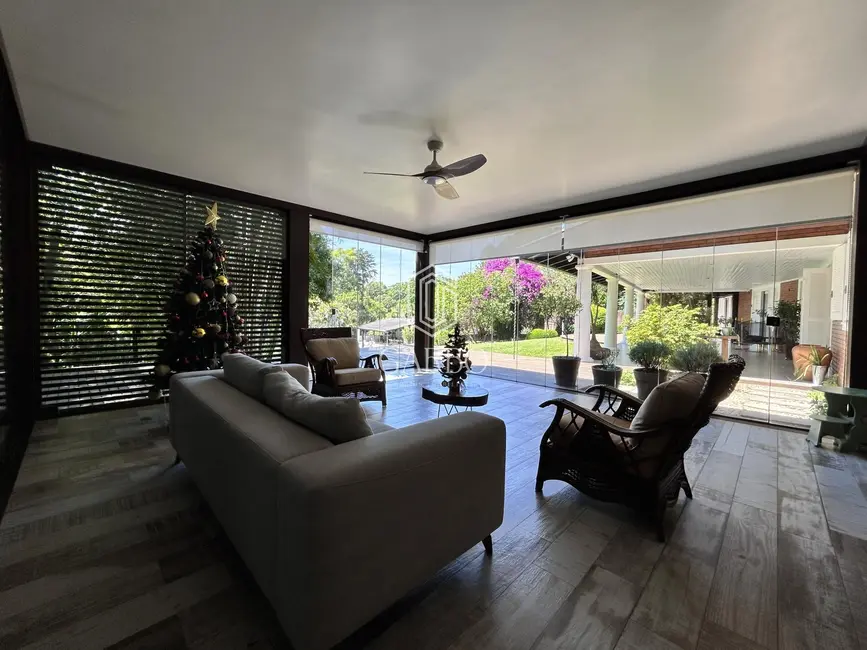 Foto 4 de Casa com 4 quartos à venda, 546m2 em Country, Santa Cruz Do Sul - RS