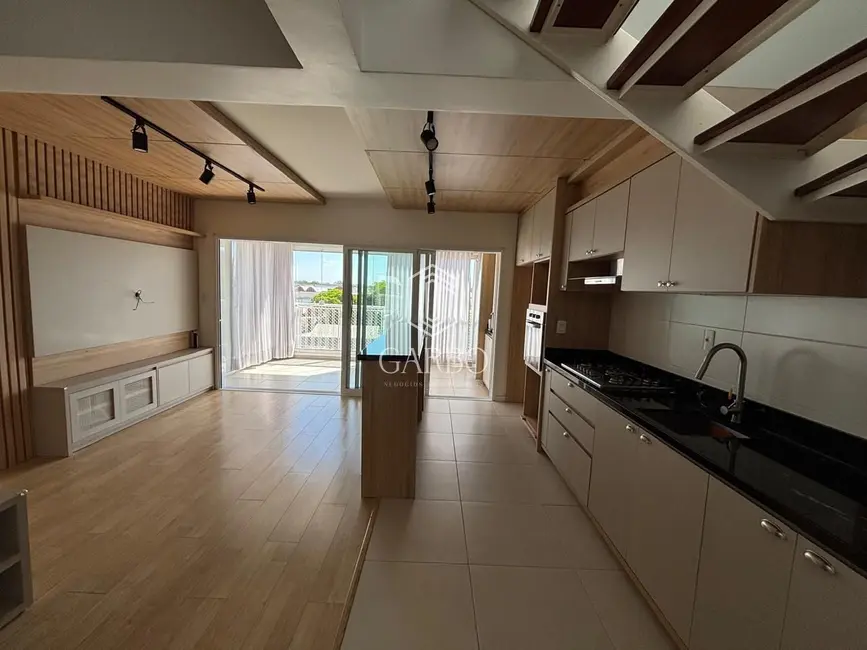 Foto 4 de Cobertura com 2 quartos à venda, 134m2 em Castelo Branco, Santa Cruz Do Sul - RS