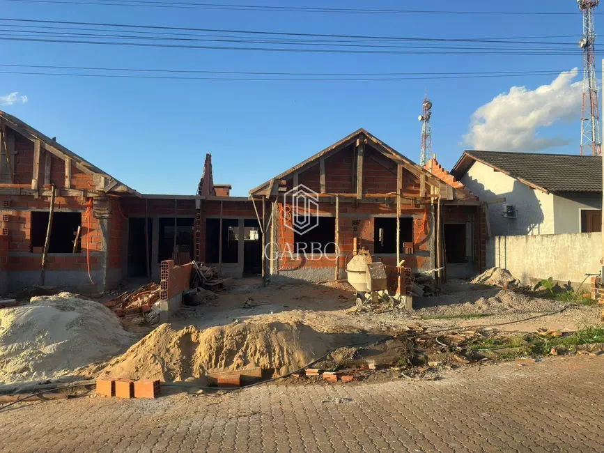 Foto 2 de Casa com 2 quartos à venda, 49m2 em João Alves, Santa Cruz Do Sul - RS