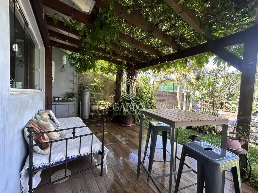 Foto 4 de Casa com 3 quartos à venda, 270m2 em Santo Inácio, Santa Cruz Do Sul - RS