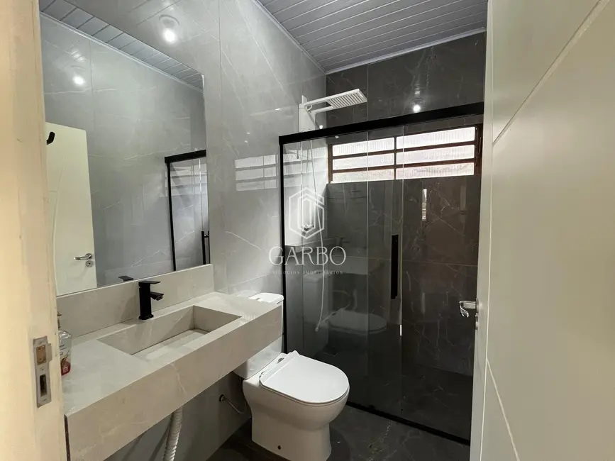 Casa com 3 quartos à venda, 156m2 em Goiás, Santa Cruz Do Sul - RS - imagem 9 Foto 9 de Casa com 3 quartos à venda, 156m2 em Goiás, Santa Cruz Do Sul - RS