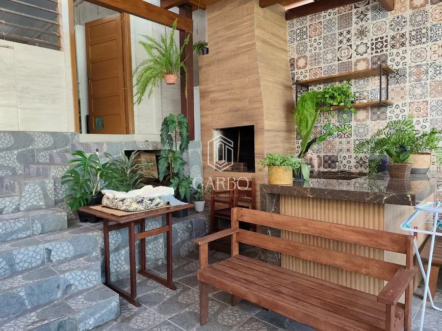 Foto 3 de Casa com 3 quartos à venda, 156m2 em Goiás, Santa Cruz Do Sul - RS