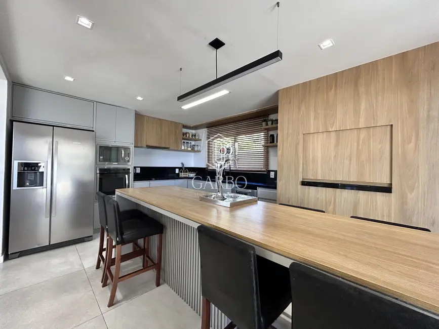 Foto 5 de Casa com 4 quartos à venda, 218m2 em Country, Santa Cruz Do Sul - RS