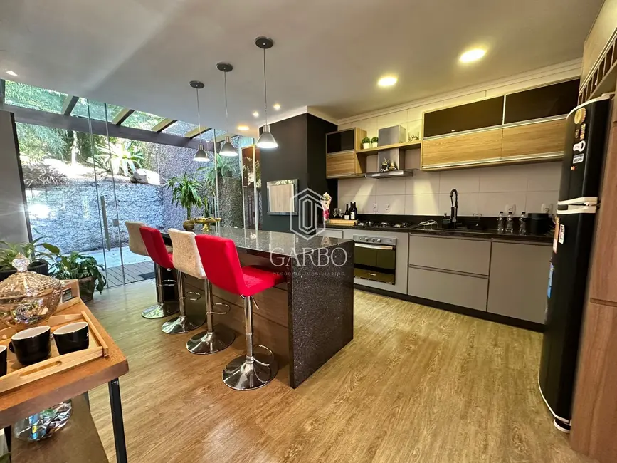 Apartamento com 3 quartos à venda, 127m2 em Santo Inácio, Santa Cruz Do Sul - RS - imagem 8 Foto 8 de Apartamento com 3 quartos à venda, 127m2 em Santo Inácio, Santa Cruz Do Sul - RS